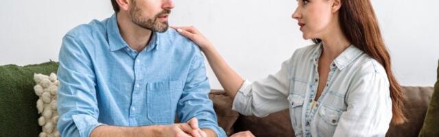 Drži vas "na polici": 7 znakova da ste mu rezervna opcija - osvestite se na vreme