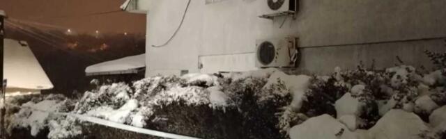 PREMINUO MALOLETNIK KOJI JE PUCAO NA BOŽIĆ U DEDU I BABU! Uhapšen mu je i otac!