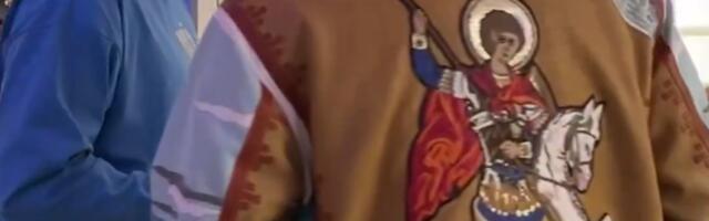 Pašće vam vilica - Poznato koliko košta jakna sa motivom Svetog Đorđa koja je oduševila Jokića