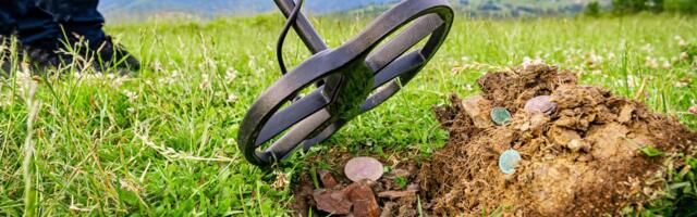 „Ostavljena je kao dar božanstvima“: Masivna bronzana sekira stara 3.500 godina pronađena u Švajcarskoj