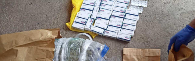 Приведен младић код којег су пронађене разне врсте наркотика и оружје