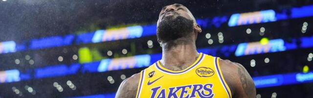 Potres u NBA: Lebron napustio Lejkerse, ali će igrati u NBA ligi i sa 42!