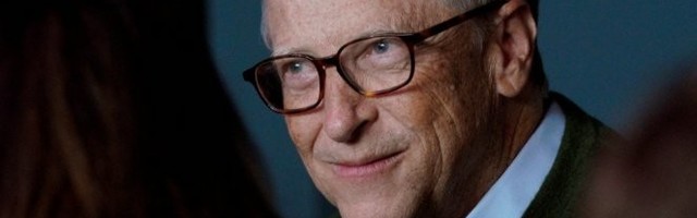 BIL GEJTS PREDVIDEO KRAJ PANDEMIJE! Milijarder siguran da je 2022. godina ključna!