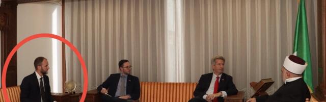 Vučić: Britanski diplomata Avramović nagovarao imame da učestvuju u protestima