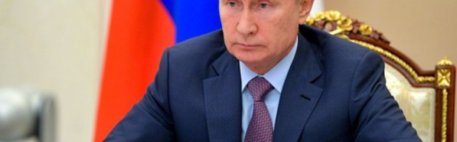 Путин позива НАТО да обустави распоређивање ракета