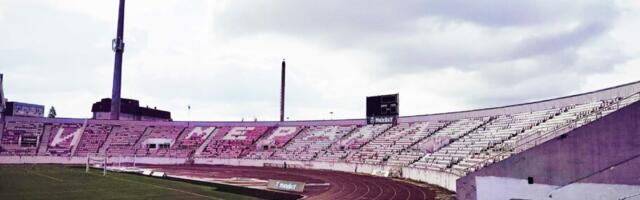 Južna i severna tribina na stadionu „Čair“ zatvorene za gledaoce, problem su stolice