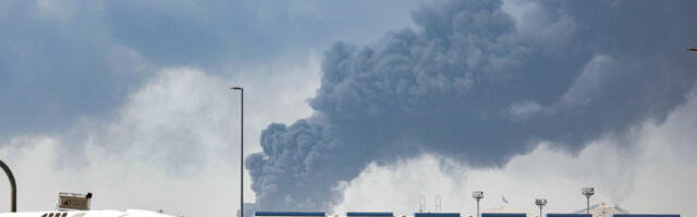 Возач погинуо у Дубаију погођен остацима пресретнутог пројектила