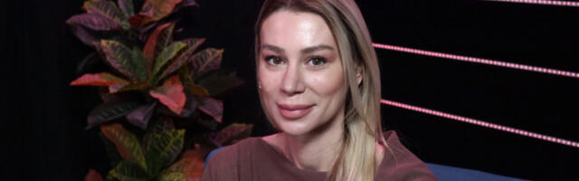 EMOTIVNO SA DRINOM: Katarina Gromilić prvi put bez zadrške o majčinstvu, turbulentnoj ljubavi s baletanom i kraju jedne velike karijere (VIDEO)
