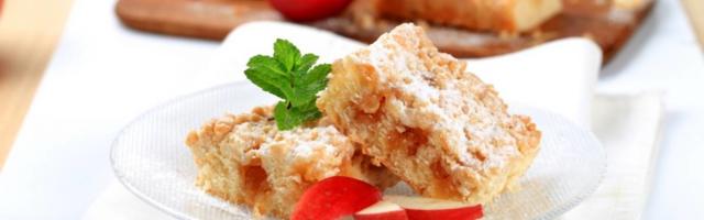Bakin kolač od jabuka, najjednostavniji i najlepši recept
