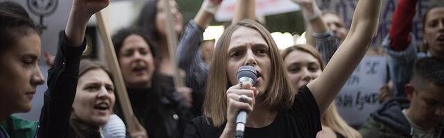Protesti “Ženska revolucija”: Besne smo i neka smo