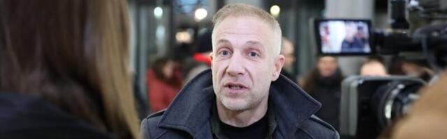 Izbezumljen je noćas uleteo u zgradu! Komšije Milana Kalinića ogorčene: U strahu sam, problematičan je!