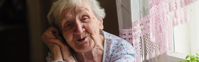 OVE predmete ni za živu glavu ne treba poklanjati, posebno tokom praznika: Prema starom verovanju, privlače BEDU I NESREĆU