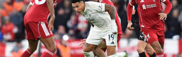 DEBAKL LIVERPULA Milenkovićev Forest silan na &quot;Enfildu&quot;