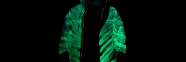 Solarna jakna koja sija u mraku