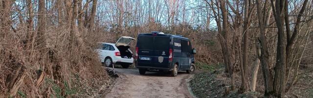 PRVE SLIKE NAKON UBISTVA MUŠKARCA (35) U KRAGUJEVCU, ŽENA I DECA SVE GLEDALI! Sedeo u autu s porodicom, u sledećoj sekundi BIO MRTAV! Evo na šta se sumnja FOTO