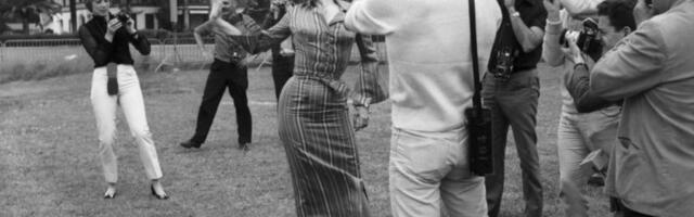 NAJLEPŠA ŽENA BIVŠE JUGE DANAS SLAVI 86. ROĐENDAN: Oliveri Katarini stigla najemotivnija poruka! (FOTO)