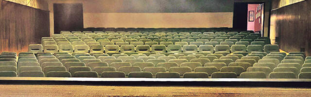 Ре­но­ви­ра се би­на по­зо­ри­шта у Ве­ли­кој Пла­ни