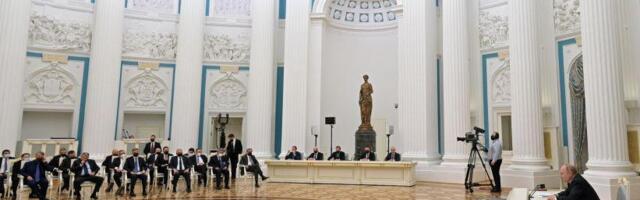 Bogati, a bez glasa: Kako je Putin zadržao ruske milijardere na strani rata