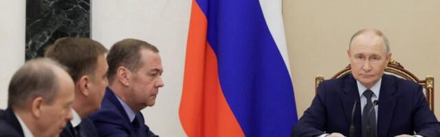 Kako poslušni novinari rade u korist bezbednosnih službi: Koja je cena izdaje u Rusiji?