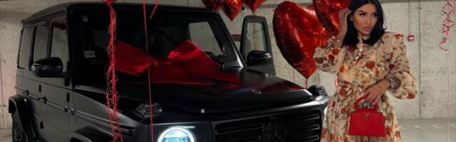 SVE UPAKOVAO U CRVENU MAŠNU I BALONE: Tijana Ajfon od verenika za Dan zaljubljenih dobila džip od 140.000 €!