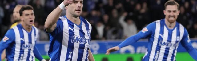 Vitorija slavi Bojea: Argentinac u poslednjim minutima doneo Alavesu remi protiv Đirone! /VIDEO/