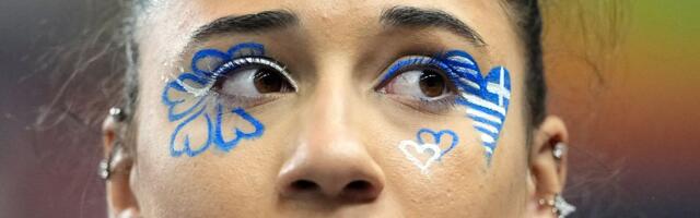 Anastasija je napravila šou na SP: Ima "lude" tetovaže, zvezde na očima i brutalnu poruku za hejtere