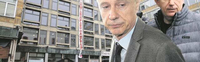 BEŽANJE OD ODGOVORNOSTI Tragedija na Filozofskom fakultetu razotkrila licemerje blokadera: Kad treba da se odgovara, svi ćute!