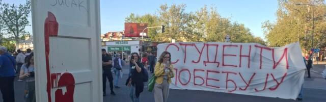 Zborovi Novi Sad danas blokirali raskrsnicu kod Futoške pijace