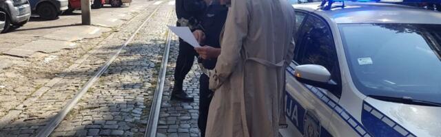 "Plakala sam kad se u moj automobil zakucao tramvaj dok sam se isparkiravala!" BMW Snežane Dakić je tada bio kasko osiguran, pa nije marila za materijalnu štetu