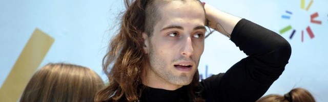 Nakon štikli, Damiano David iz Makeskina obukao brus i mrežaste čarape - žene kažu može i to