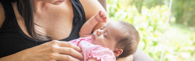 OTIŠLA JE KOD NAJBOLJE PRIJATELJICE DA VIDI NJENU BEBU: Zbog jednog detalja na ruci deteta nikad više joj se nije javila!