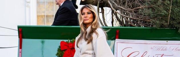 Jelka kakvu svet nije video: Melanija Tramp pokazala božićne ukrase Bele kuće (FOTO)