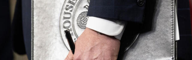 НВО тражи нову истрагу о Епстиновом „стану ужаса” у Паризу