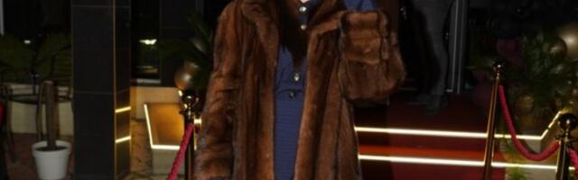 KAĆA ŽIVKOVIĆ LILA SUZE NA SCENI: S devojkom iz publike se SLOMILA, prvi put uradila OVO! (VIDEO)