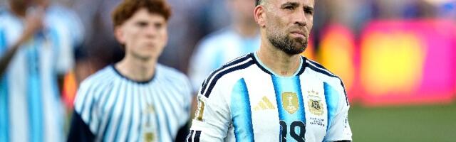Bizarna scena: Rodri prišao da pruži ruku, Otamendi ga napao
