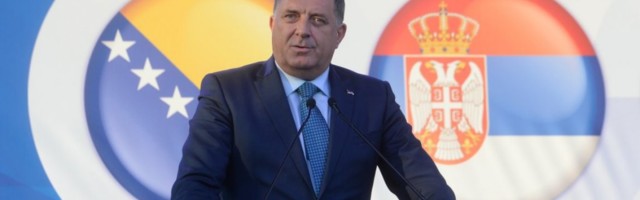 Dodik čestitao Ani Brnabić: Snažna i stabilna Srbija značajna je za ceo region!
