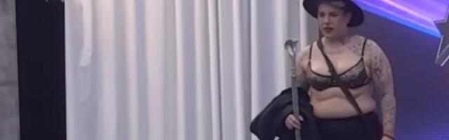 Šok! Matora u brushalteru i štiklama, utegla se u uske helanke, pa pokazala sve: Čak se i našminkala