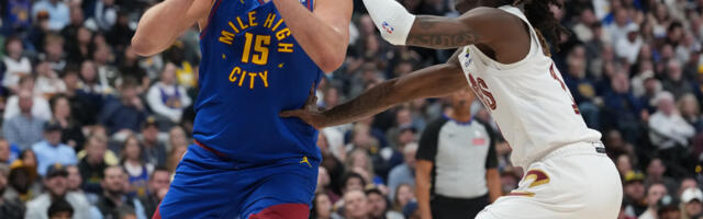 Klivlend slavio u Denveru, Jokić promašio šut za pobedu