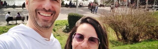 SAZNAJEMO Poznati voditelj se vraća na RTS da vodi Dnevnik! Žene ga obožavaju, a on ljubi lepu srpsku glumicu