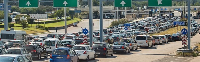 Zbog jedne stvari se na granici čeka duže nego na Evzoniju