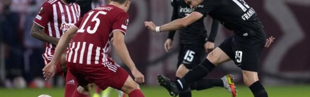 MLADENOVIĆ SJAJNO ASISTIRAO PA DOŽIVEO BLAMAŽU! Napoli uništio Legiju, Lion deklasirao Spartu...