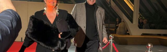 Jedna jedina - Vesna Čipčić! Dostojanstveno prošetala crvenim tepihom na premijeri o kojoj bruji Srbija
