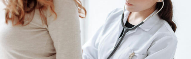 Руски лекари упозоравају на плућну болест „кокица”, погађа највише кориснике вејпа