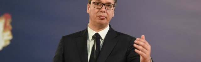 SVE VAKCINE SU DOBRE, ALI GRAĐANI ĆE MOĆI DA BIRAJU! Predsednik Vučić najavio: VAKCINACIJA NAJKASNIJE U JANUARU!