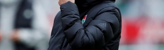 BUKTI "RAT" U RUSIJI! Navijači besni na upravu zbog odlaska Nikolića!
