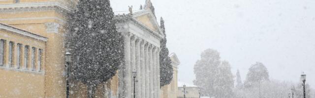 Atina paralisana snegom, zabelela se i ostrva u Egejskom moru