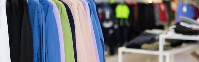 Trougao na kragni dukserice zapravo ima svoju funkciju