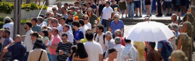 Srceparajuće scene sa sahrane Dioga Žote (FOTO)