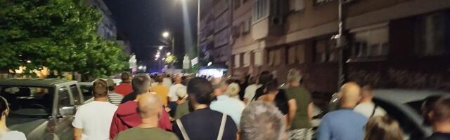 U Kraljevu privedena žena zbog „stava o režimu“ (VIDEO)