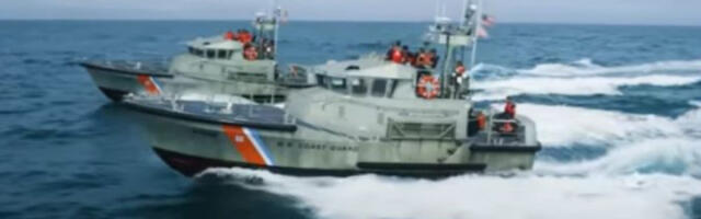 Обалска стража САД трага за преживелима